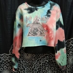 Def Leopard Cropped Sweatshirt